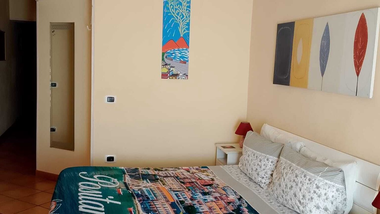 Photo of Bedroom in Naples City Centre