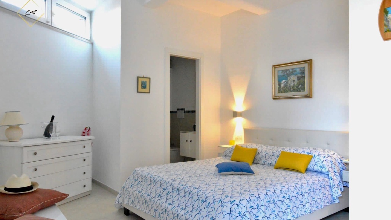 Photo of Bedroom in Capri