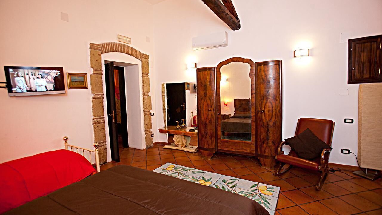 Photo of Bedroom in Pompei