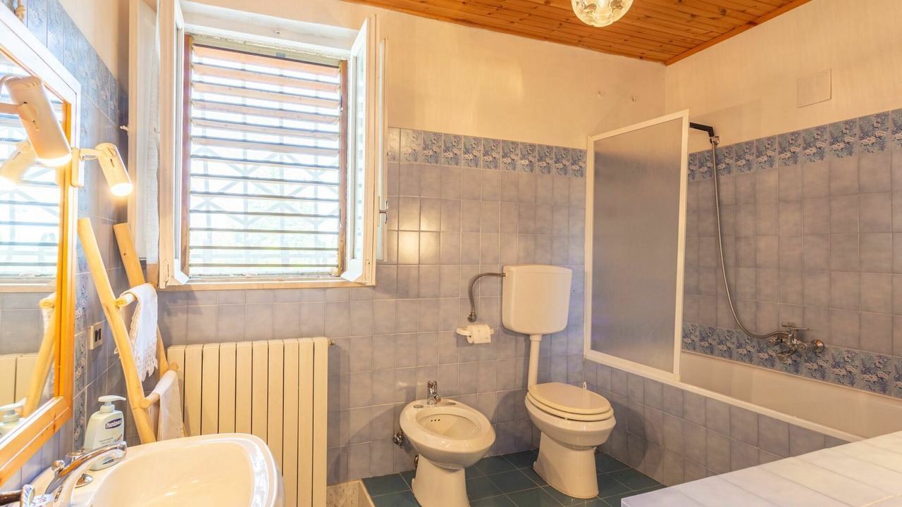 Photo of Bathroom in Rosciano