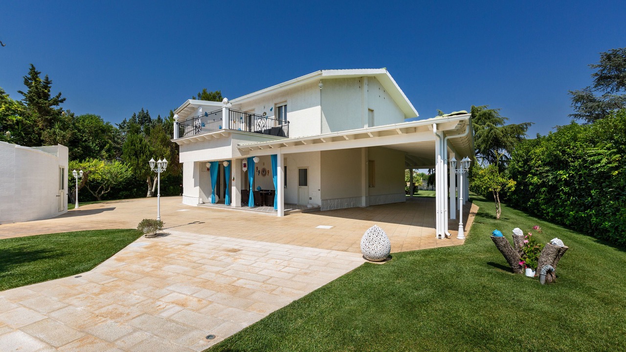 Photo of Outdoor in Oria