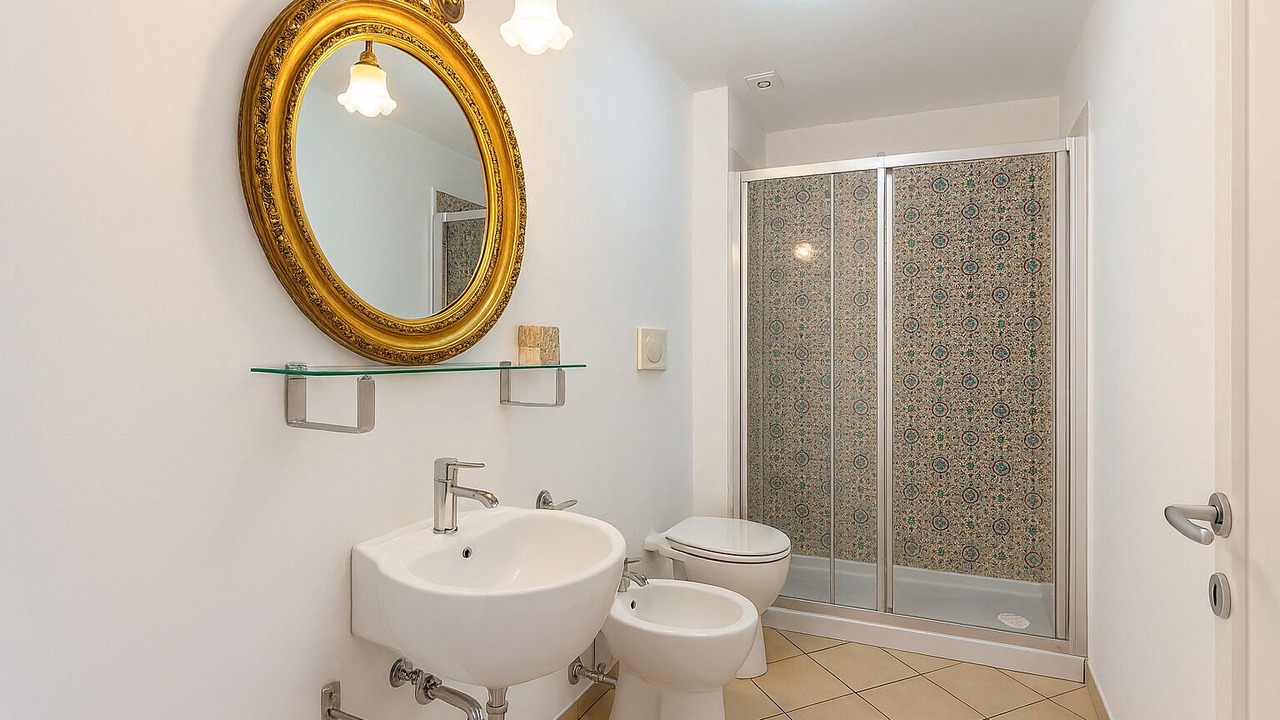 Photo of Bathroom in Procida