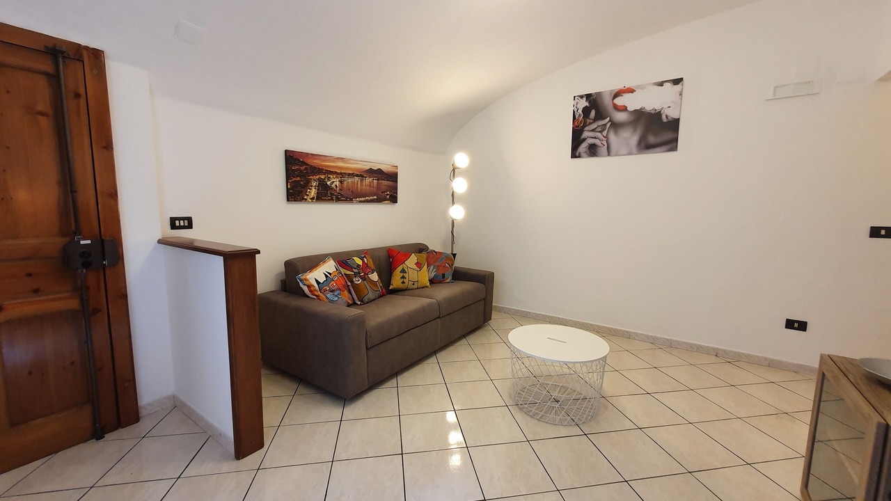 Photo of Livingroom in Naples City Centre