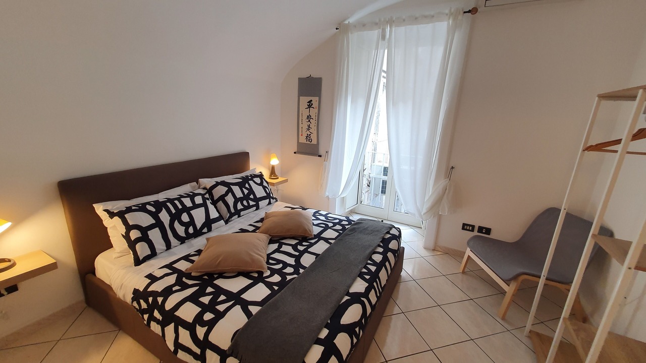 Photo of Bedroom in Naples City Centre