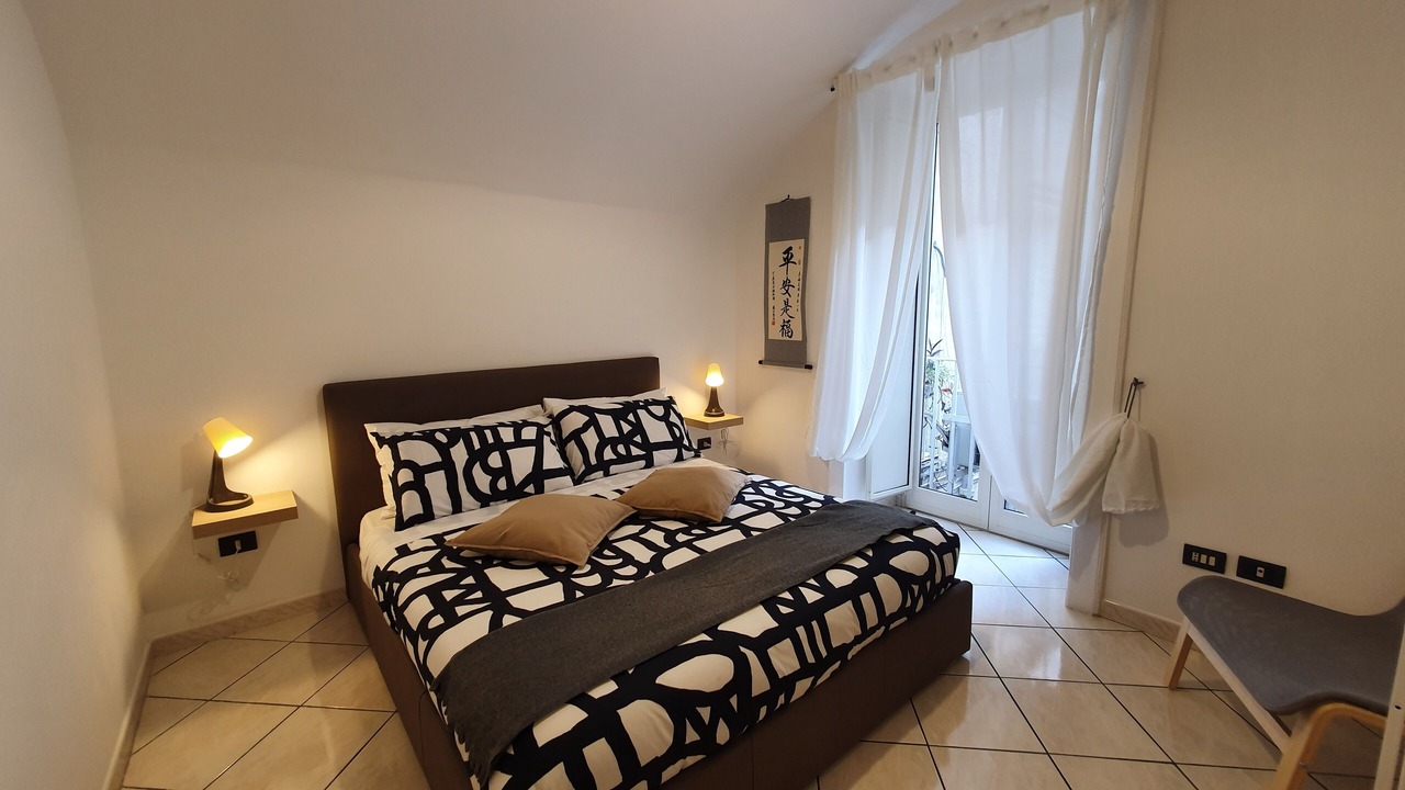 Photo of Bedroom in Naples City Centre