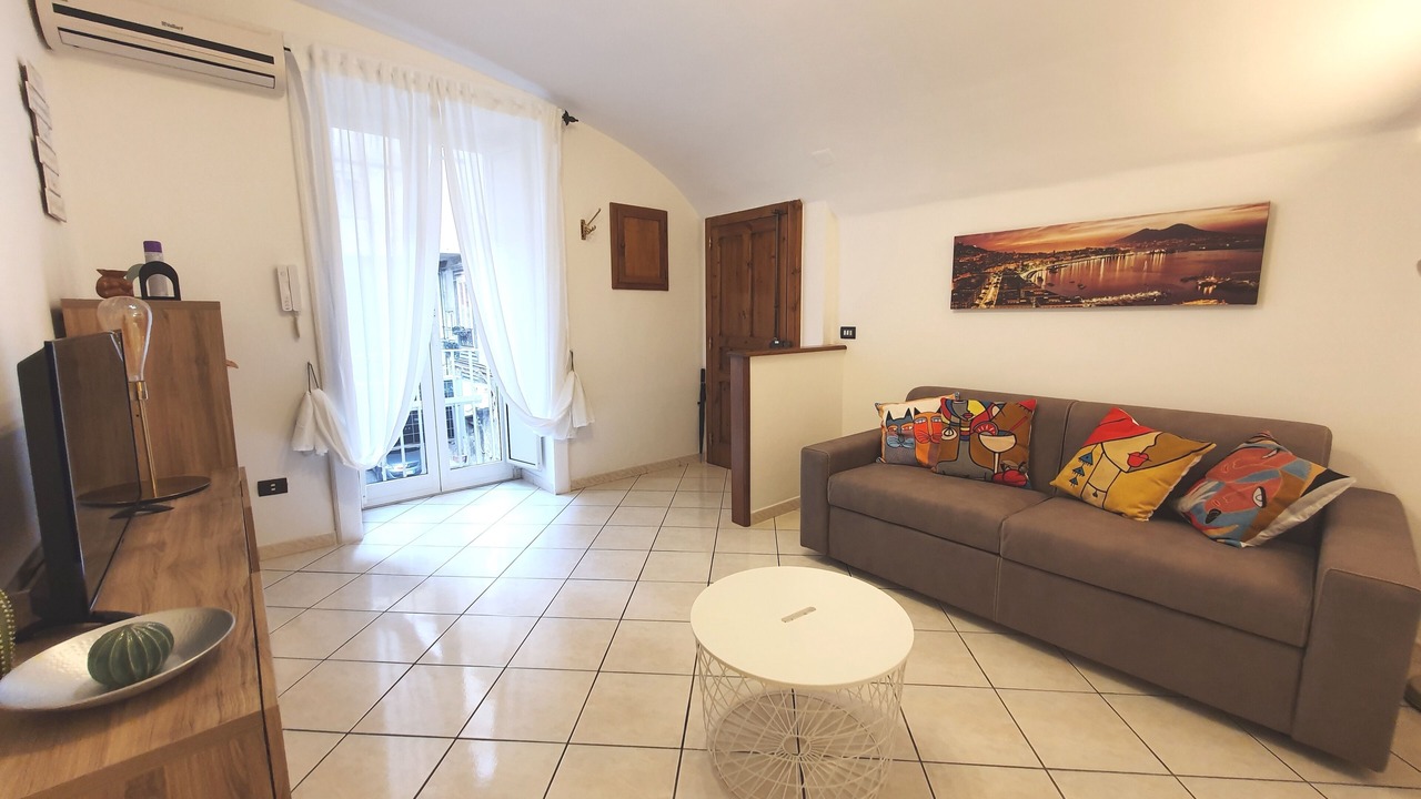 Photo of Livingroom in Naples City Centre