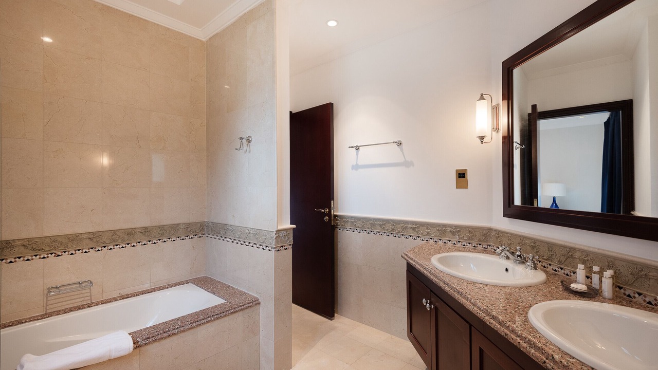 Photo of Bathroom in Palm Jumeirah