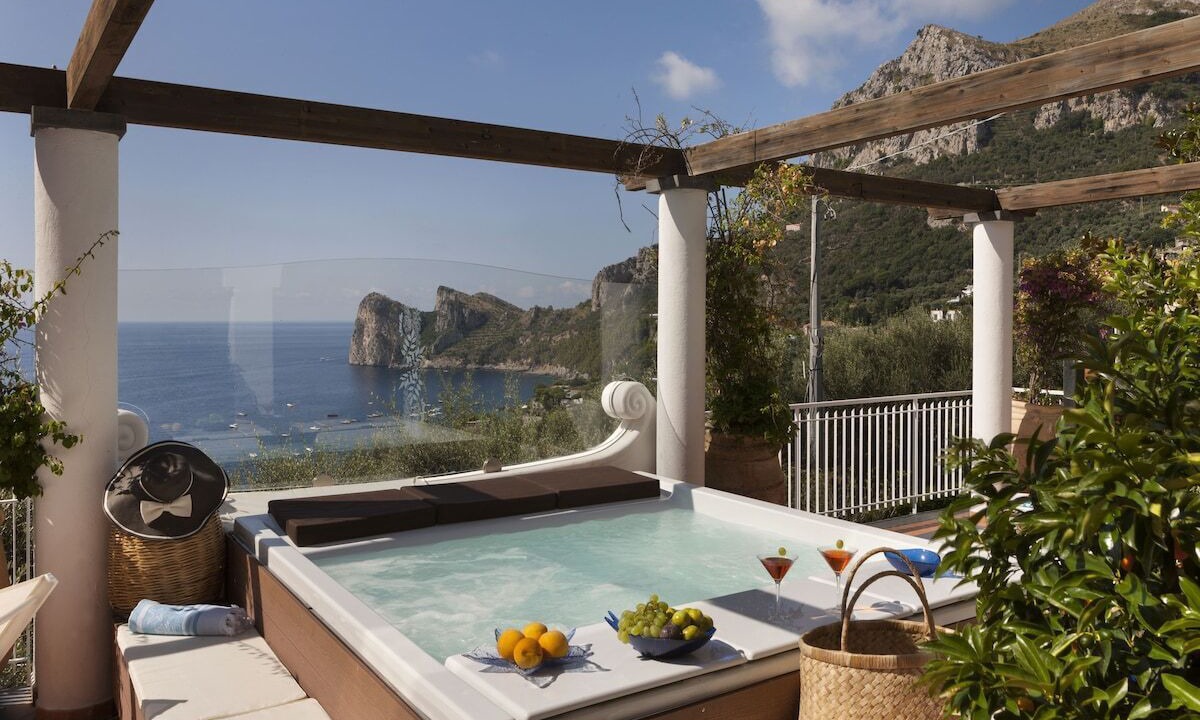 Photo of Outdoor in Sirenuse