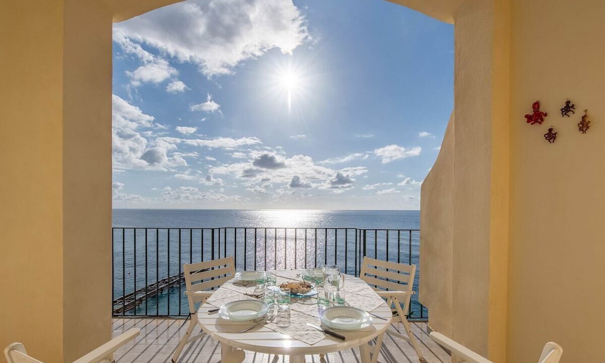Photo of Patio Balcony in Marina del Cantone