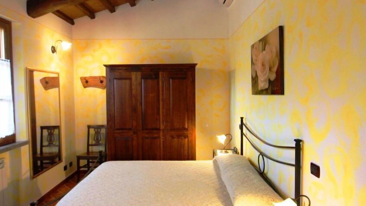 Photo of Others in Santarello