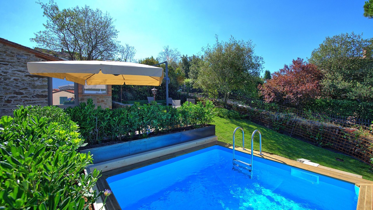 Photo of Outdoor in Camucia