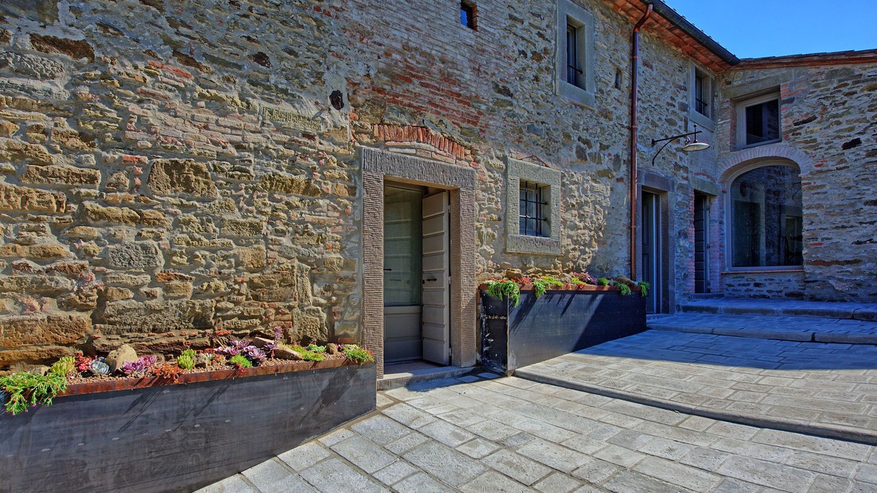 Photo of Outdoor in Camucia