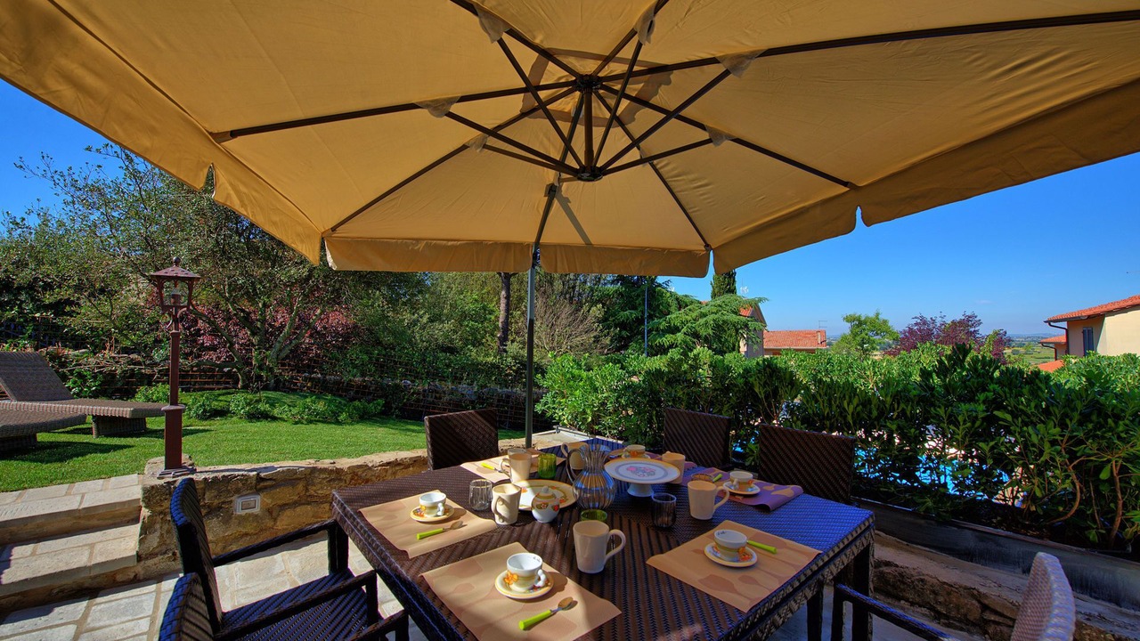 Photo of Patio Balcony in Camucia
