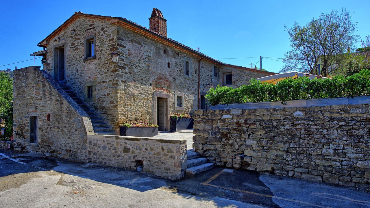 Photo of Outdoor in Camucia