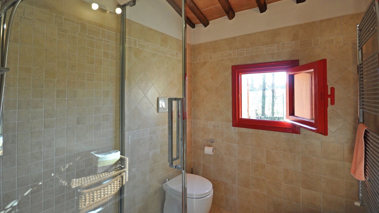 Photo of Bathroom in Cortona