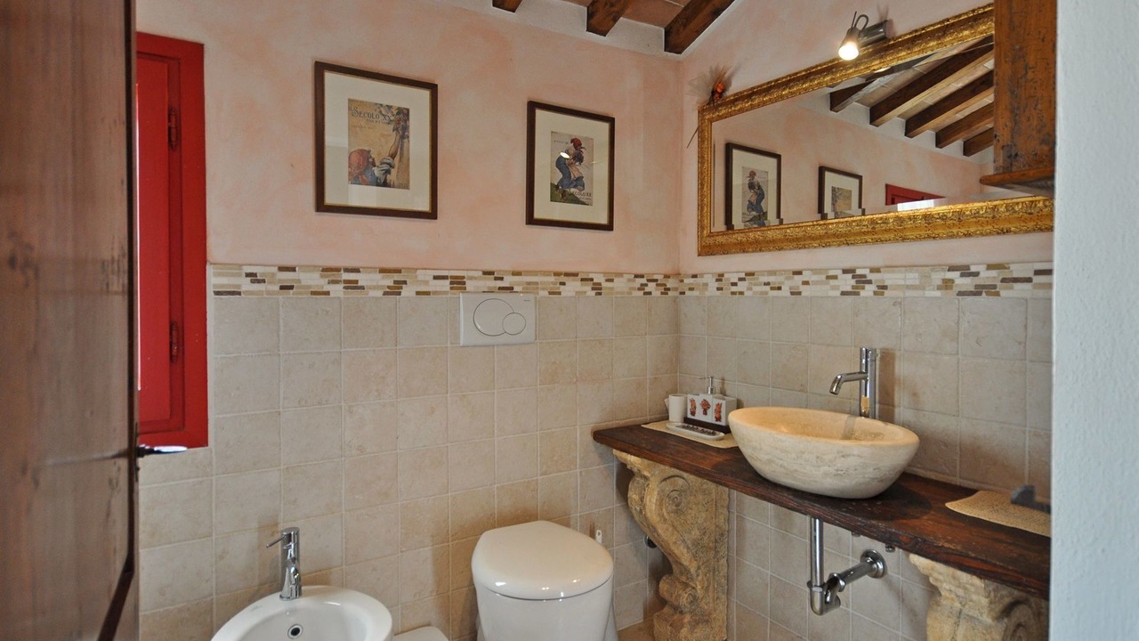 Photo of Bathroom in Cortona