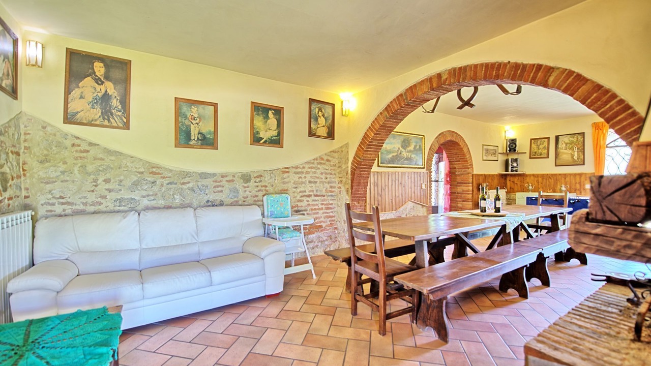 Photo of Bedroom in Lucignano