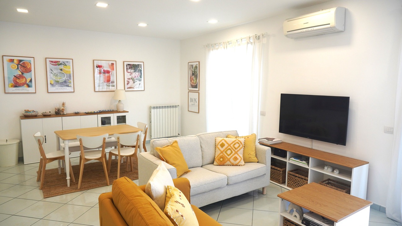 Photo of Livingroom in Meta
