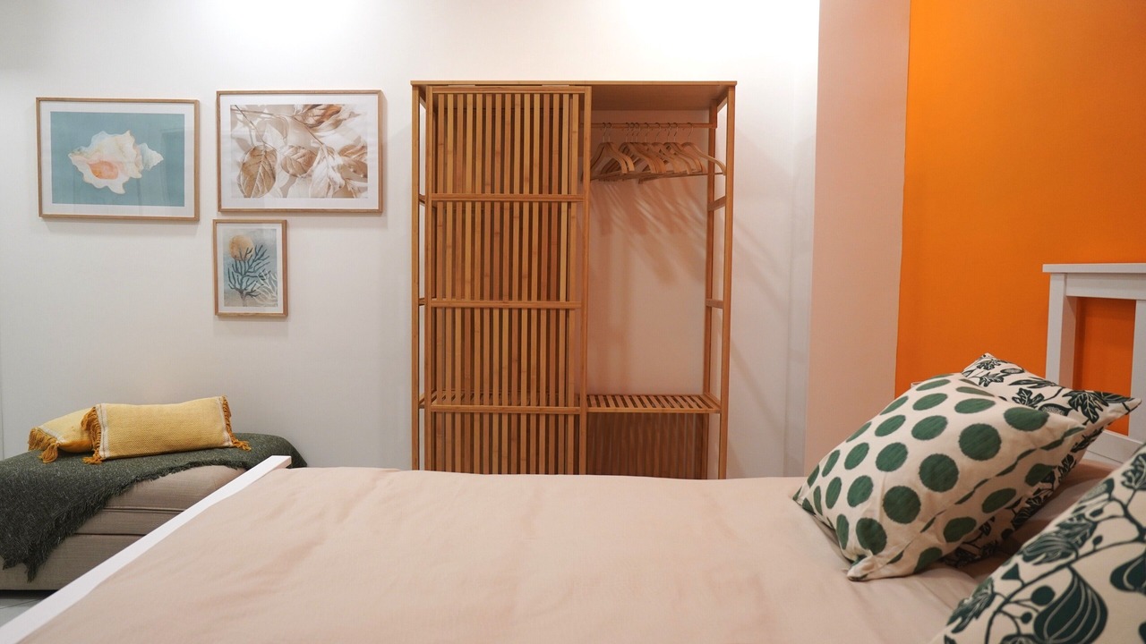 Photo of Bedroom in Meta