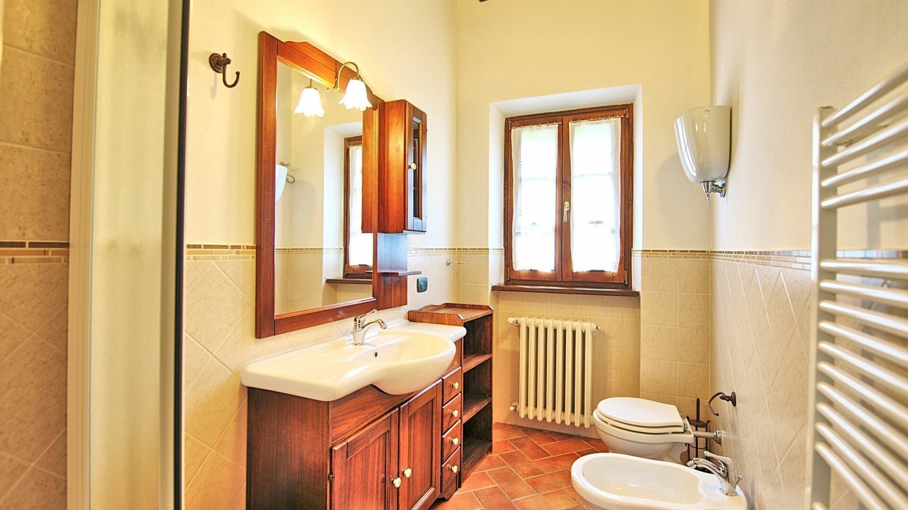 Photo of Bathroom in Portole