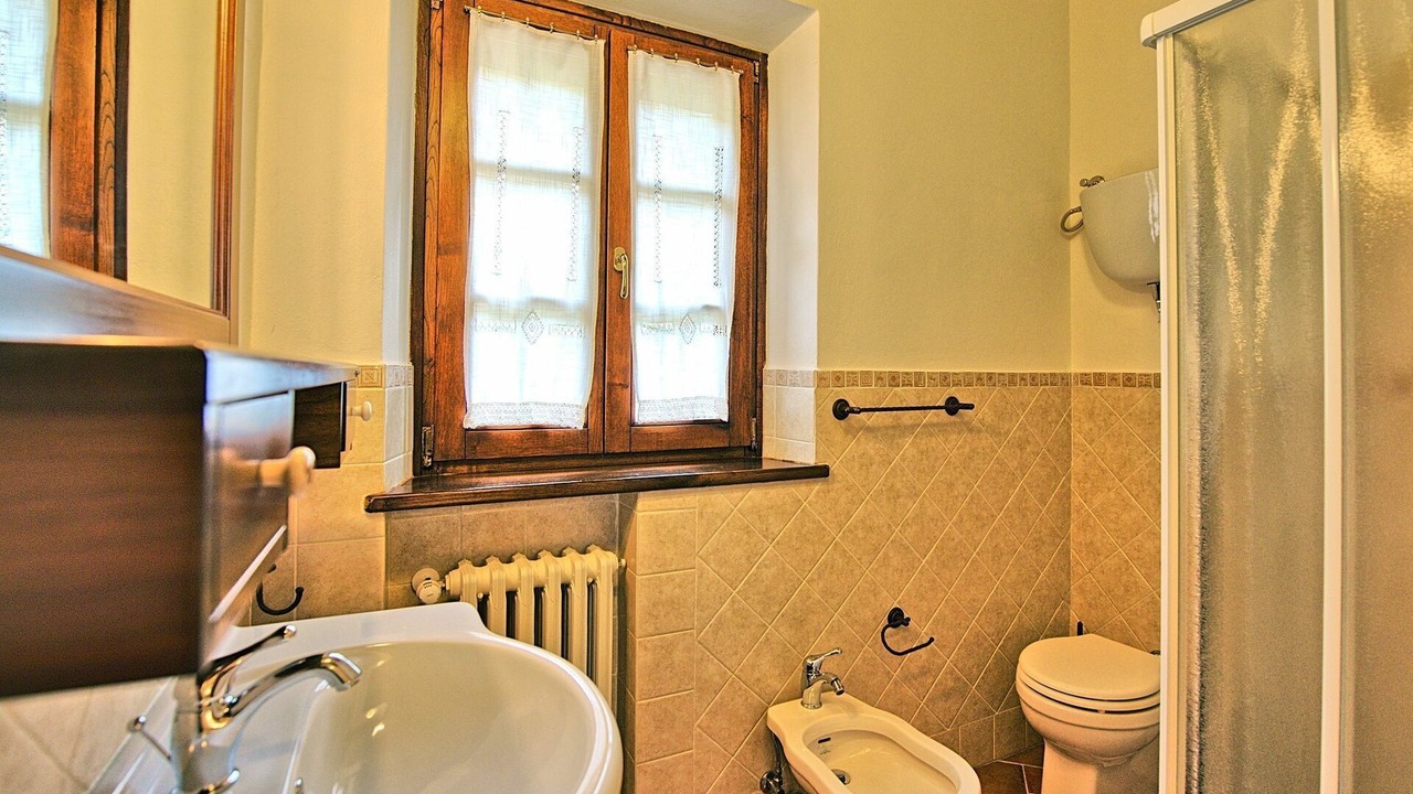 Photo of Bathroom in Portole