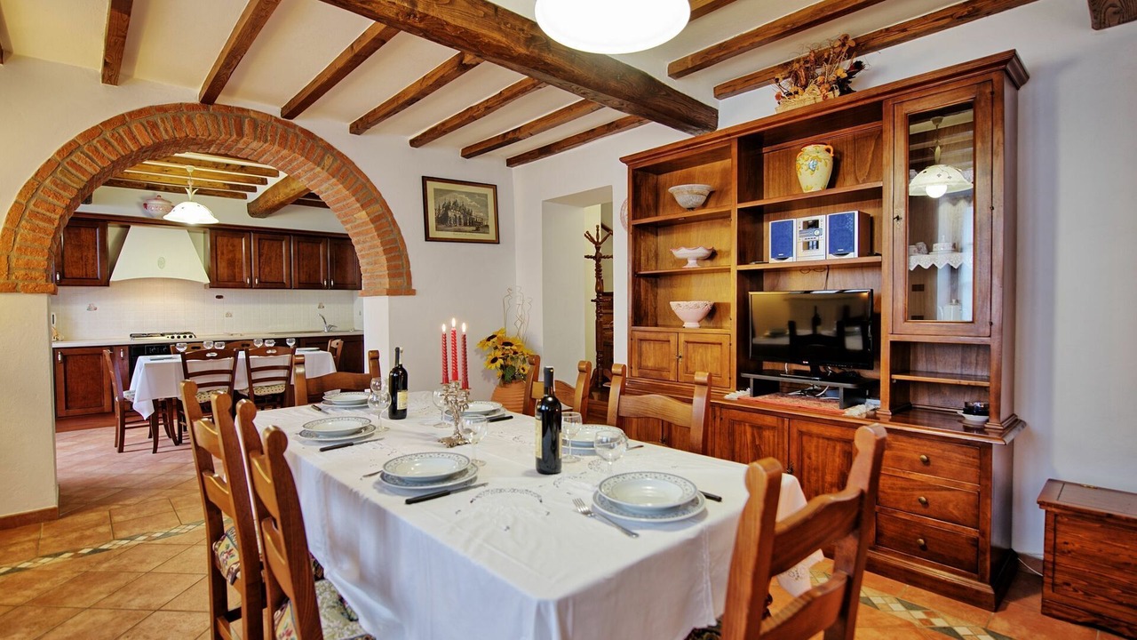Photo of Livingroom in Portole