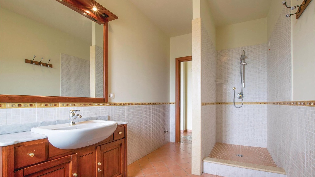 Photo of Bathroom in Tortora