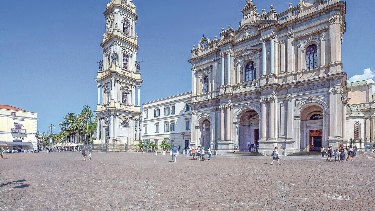 Photo of Others in Piazza Roma