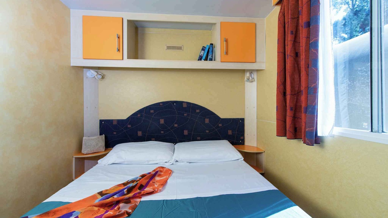 Photo of Bedroom in Tuoro sul Trasimeno