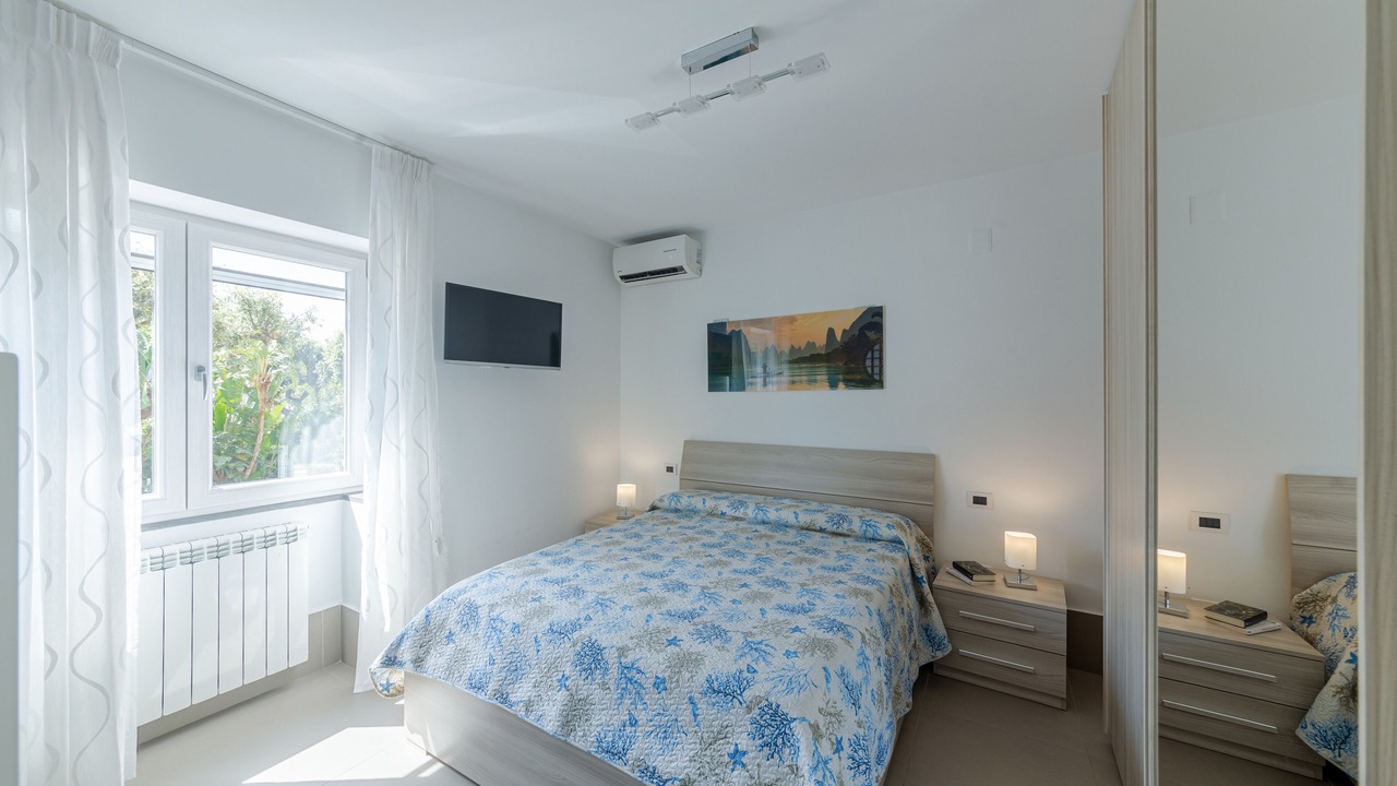 Photo of Bedroom in Pozzuoli