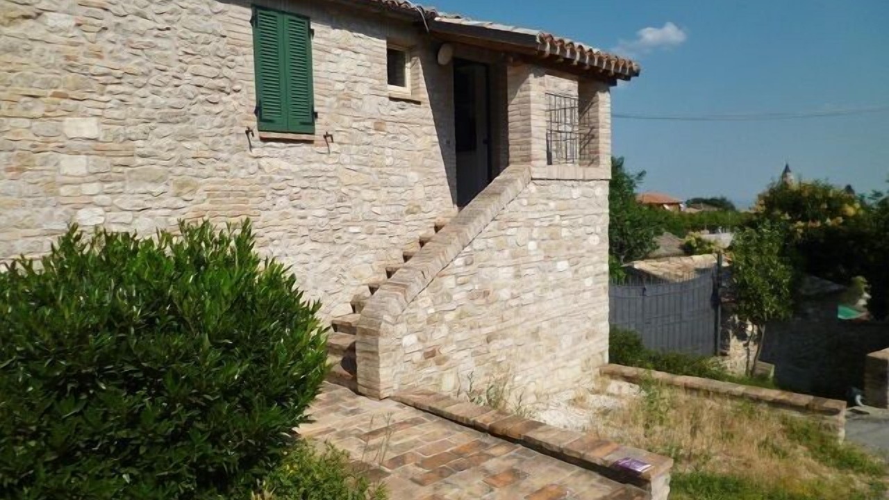 Photo of Outdoor in Avenale