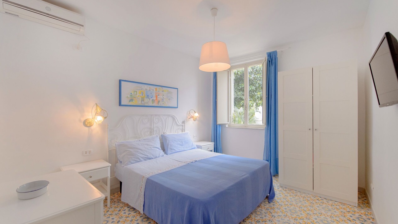 Photo of Bedroom in Procida