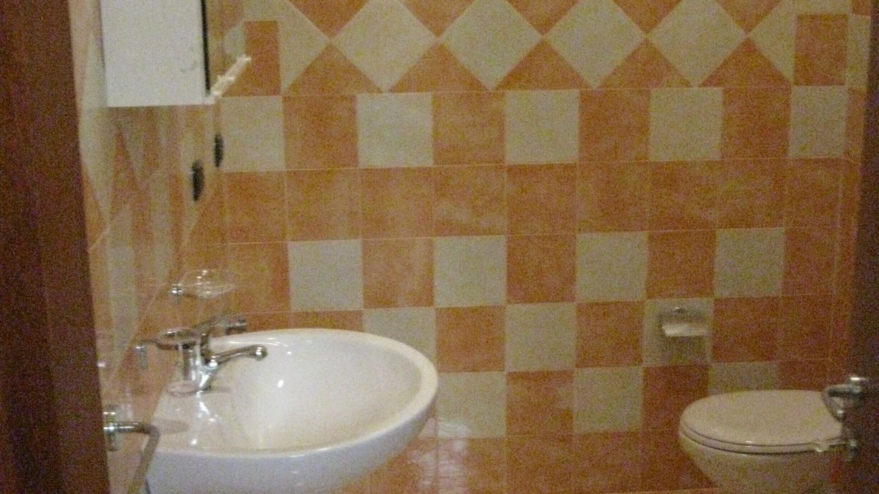 Photo of Bathroom in Locri