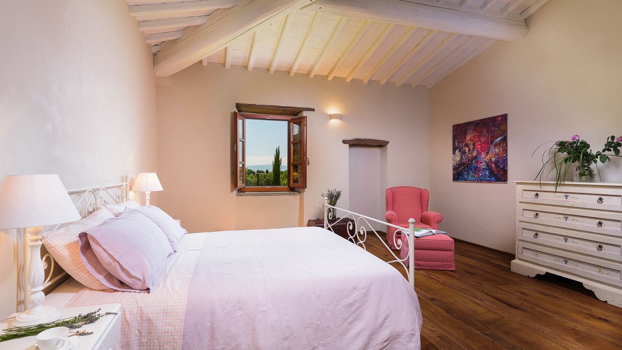 Photo of Bedroom in Castiglion Fibocchi