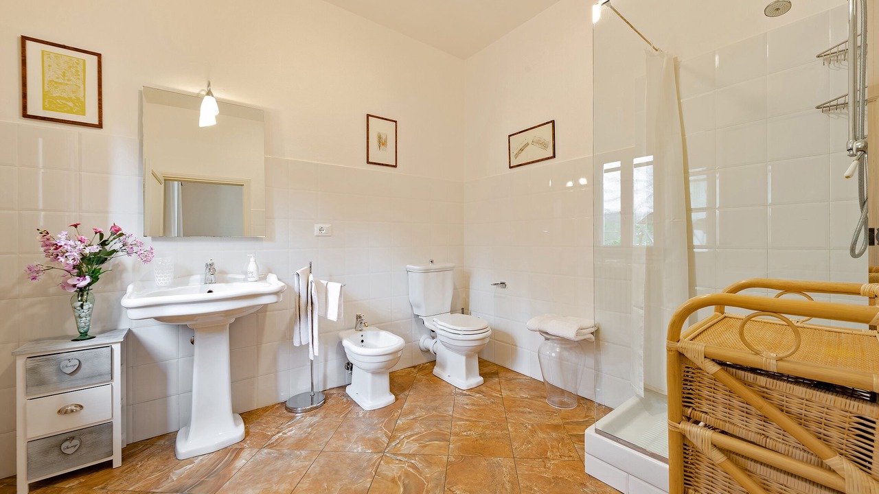 Photo of Bathroom in Oltrarno