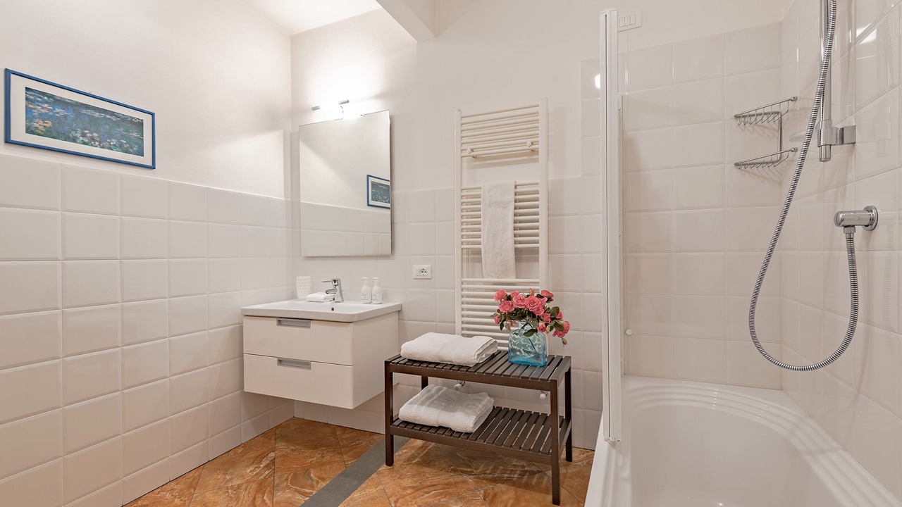 Photo of Bathroom in Oltrarno