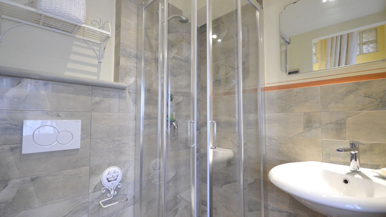Photo of Bathroom in Cortona Old Town