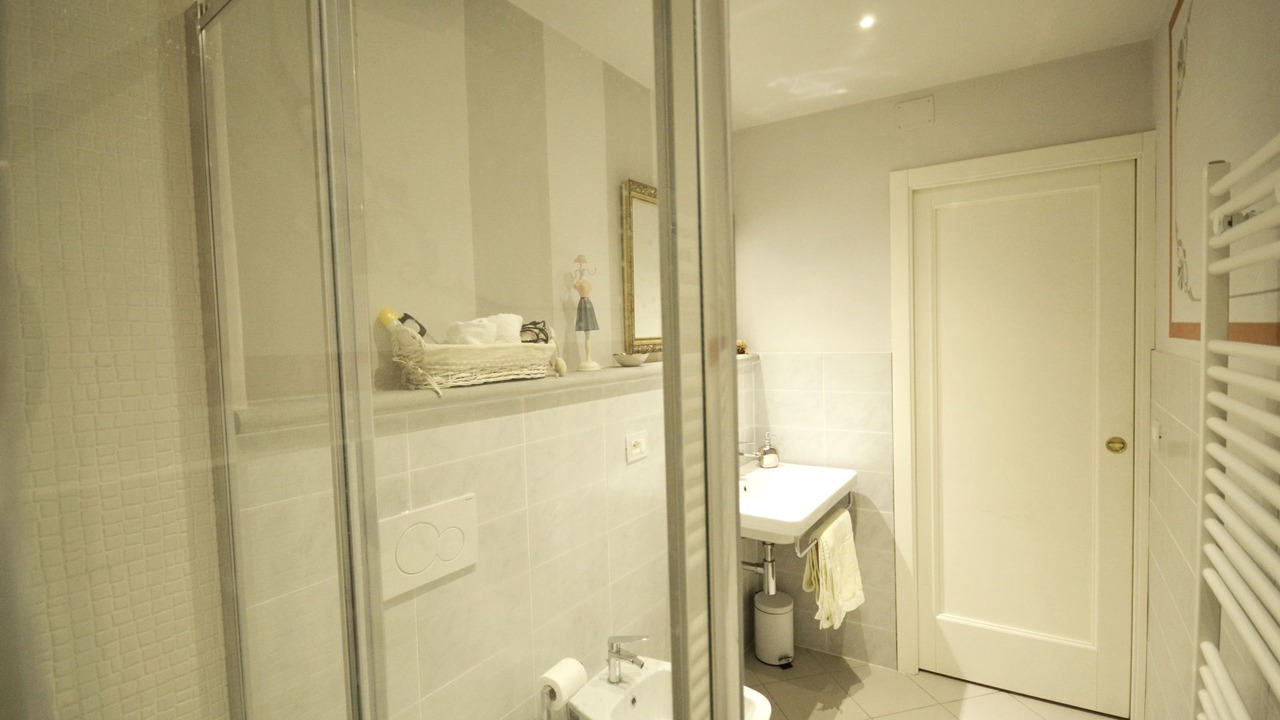 Photo of Bathroom in Cortona Old Town