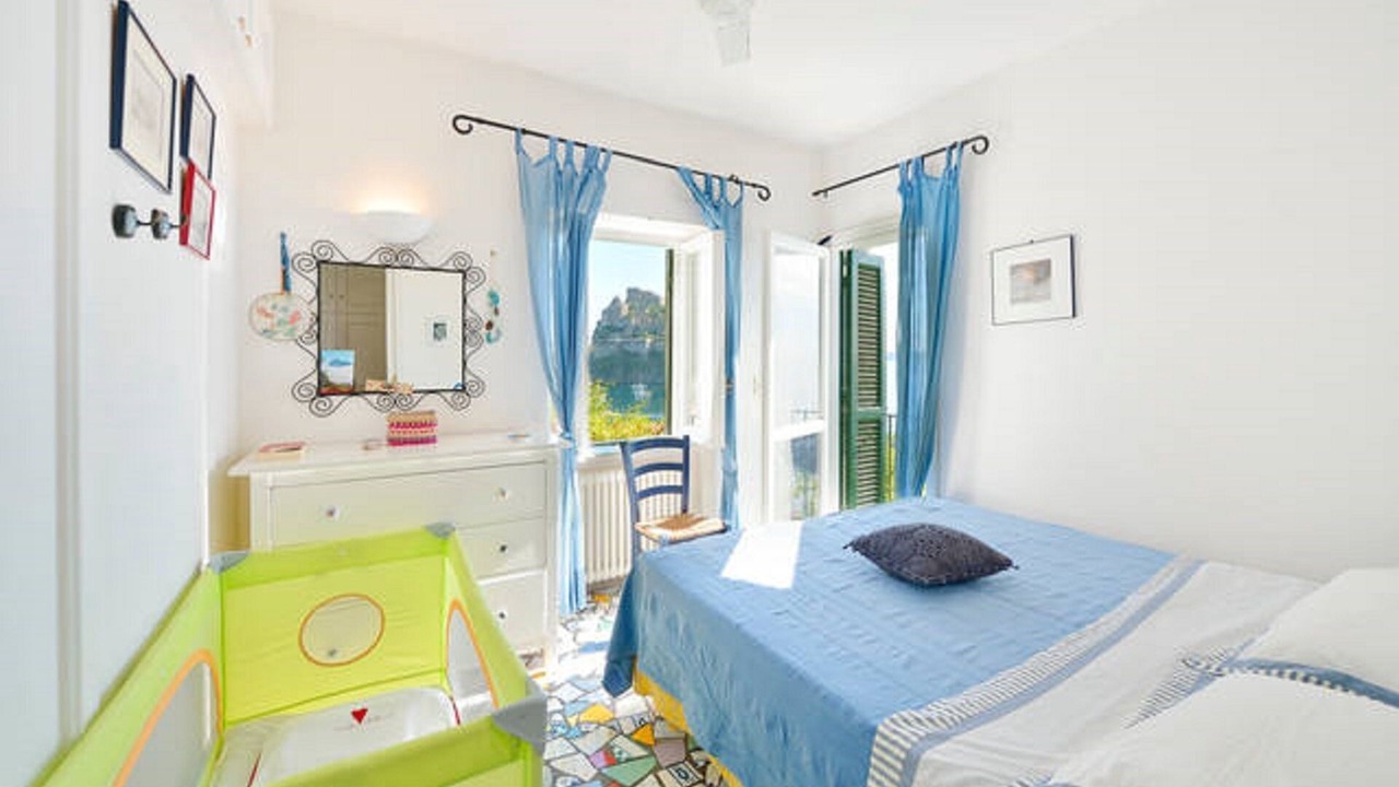 Photo of Bedroom in Ischia Porto