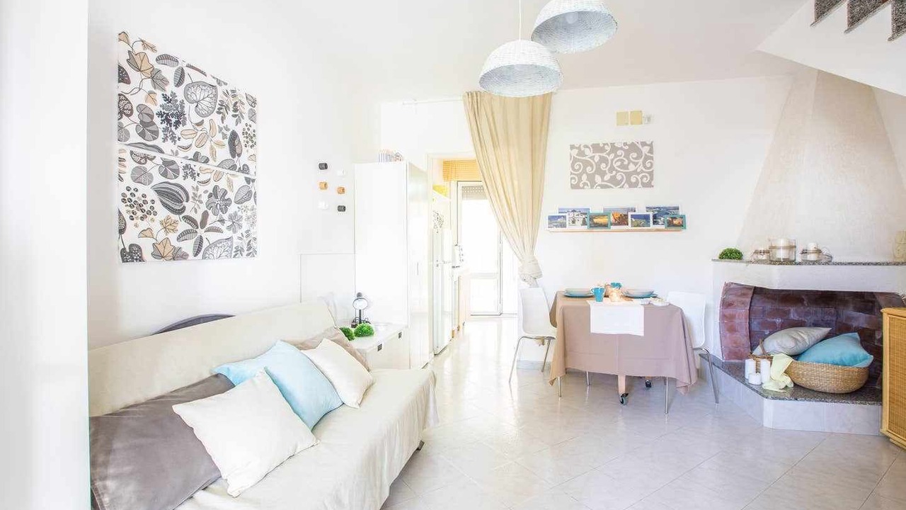Photo of Livingroom in Torre Santa Sabina