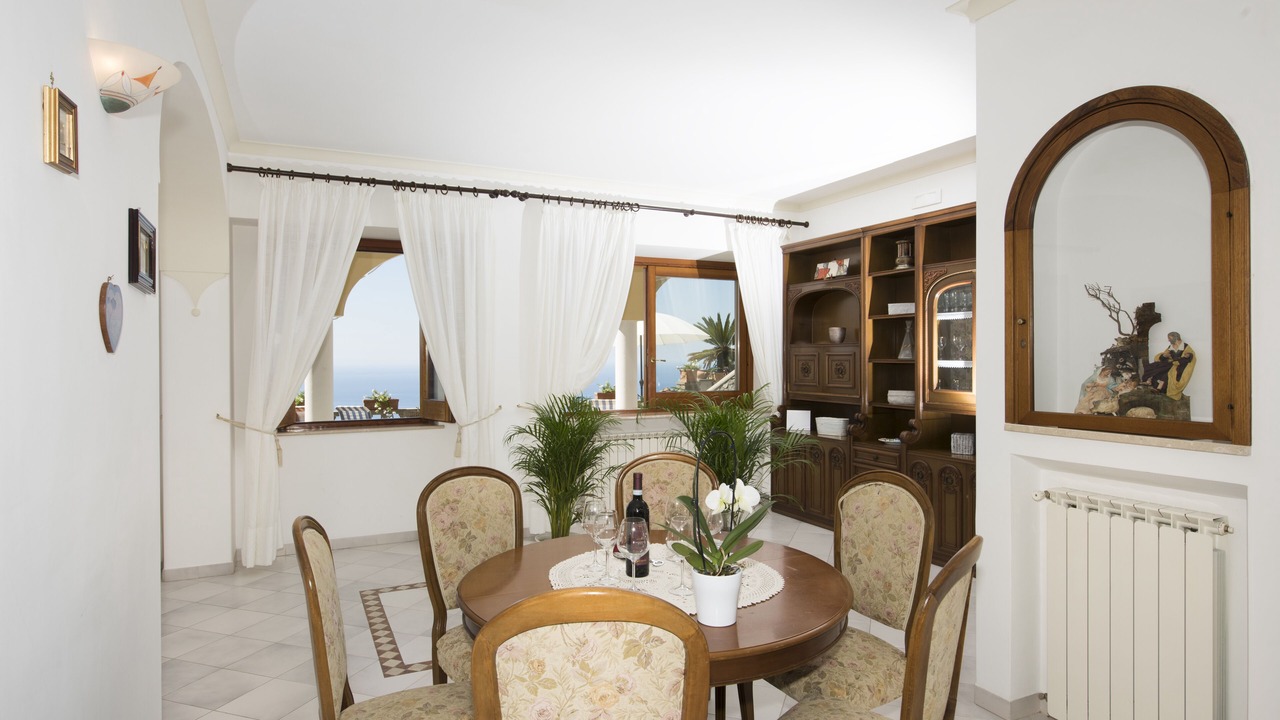 Photo of Bedroom in Path of the Gods