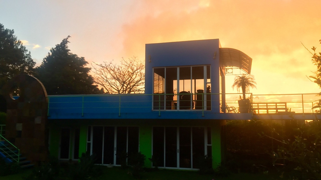 Photo of Outdoor in Roble