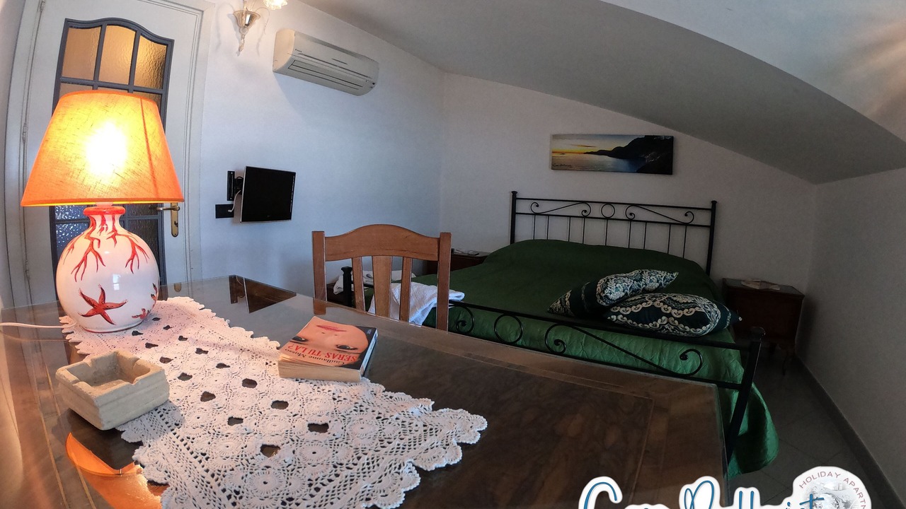 Photo of Bedroom in Furore