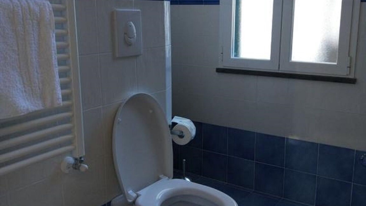 Photo of Bathroom in Naples City Centre