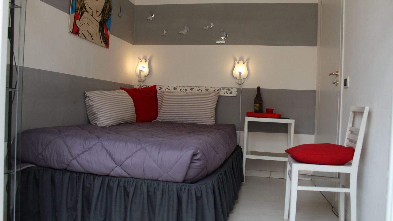 Photo of Bedroom in Naples City Centre