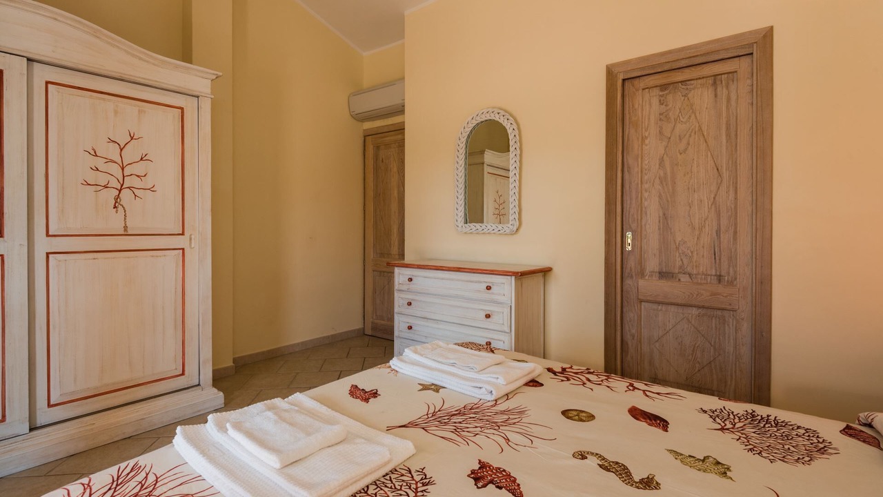 Photo of Bedroom in Baia Caddinas