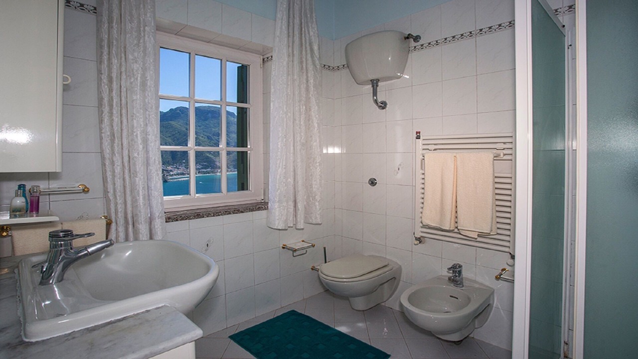 Photo of Bathroom in Castiglione