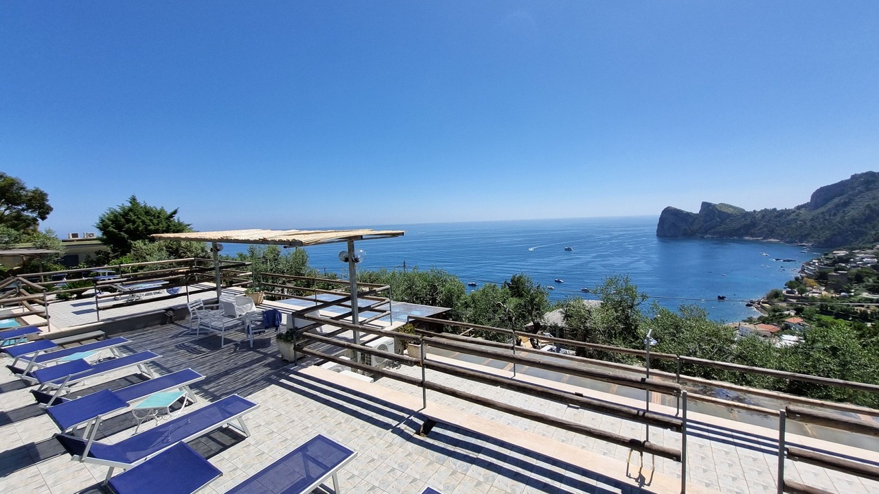 Photo of Patio Balcony in Sirenuse