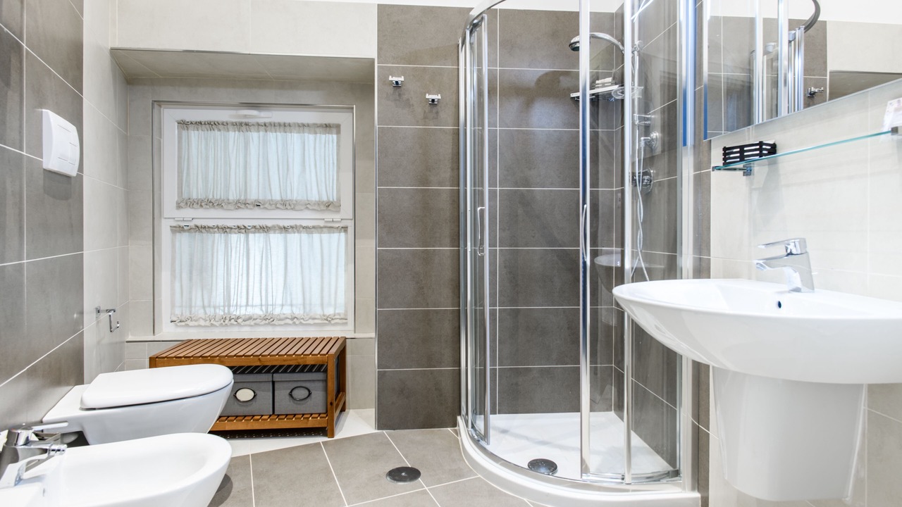 Photo of Bathroom in Naples City Centre