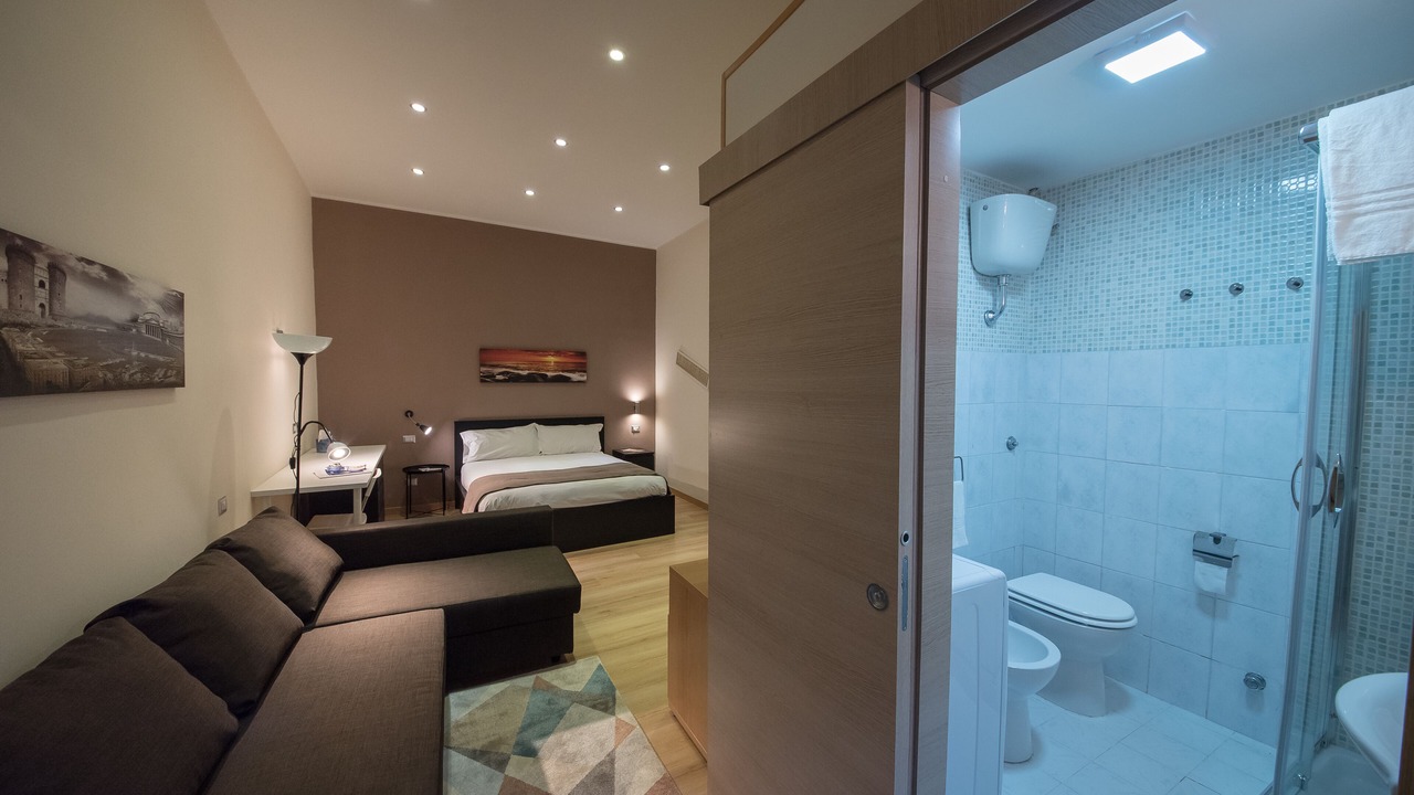 Photo of Bedroom in Naples City Centre